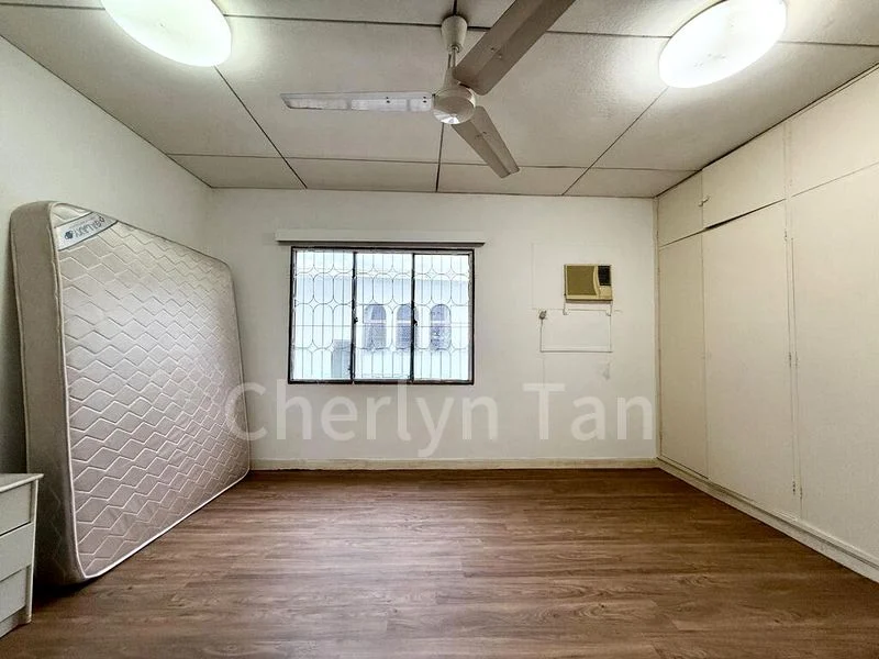 5 Bed Bungalow (Landed) for Sale in  Clementi Park - Image 7