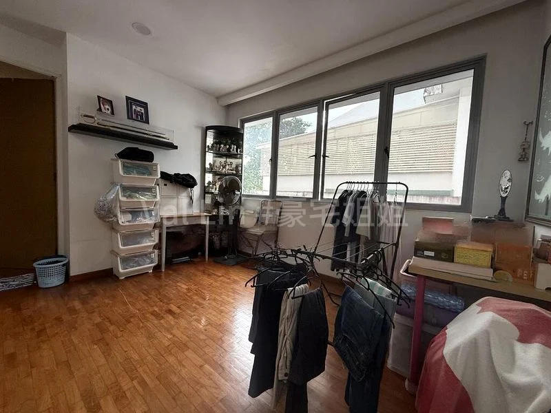 6 Bed Semi-Detached House (Landed) for Sale in  Coral Vale - Image 4