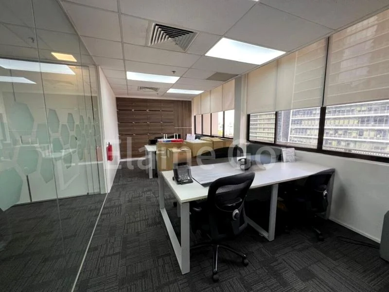 Office for Sale: International Plaza - Image 6