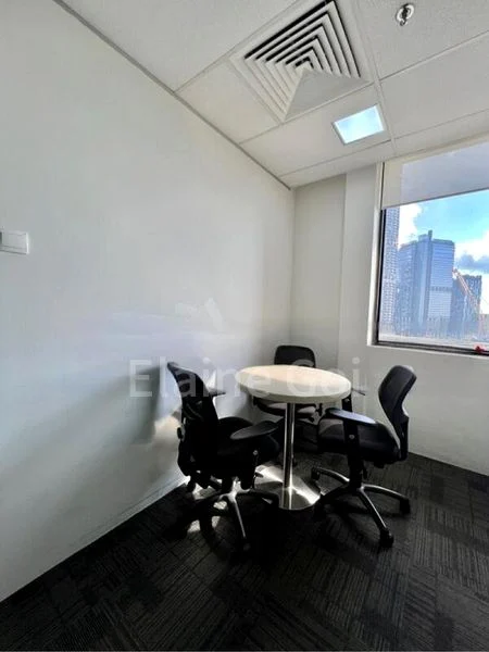 Office for Sale: International Plaza - Image 5