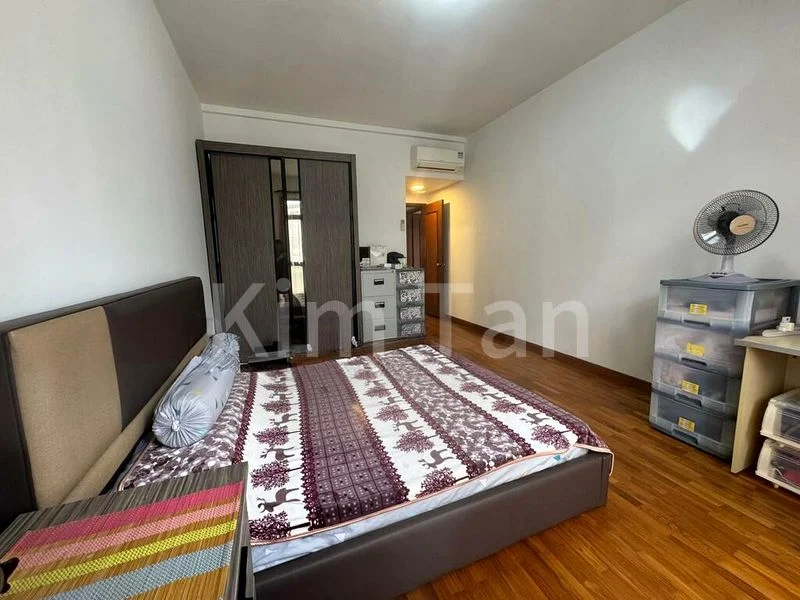 4 Bed Condo for Sale in  Seletaris - Image 16