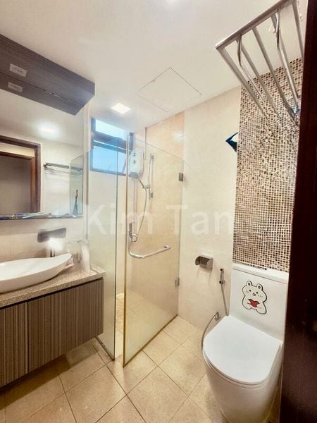 4 Bed Condo for Sale in  Seletaris - Image 2