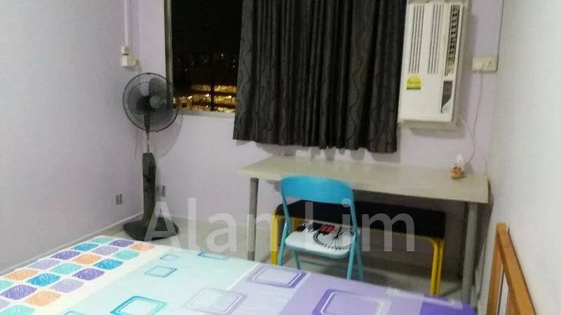 Common Room (HDB) for Rent in  119 Simei Street 1 - Image 6