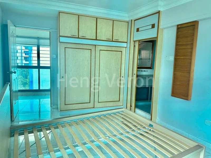 5 Room (5A) HDB for Rent in  468C Admiralty Drive - Image 5
