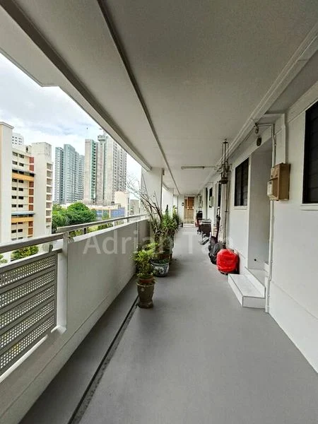 Common Room (HDB) for Rent in  65 Telok Blangah Drive - Image 11