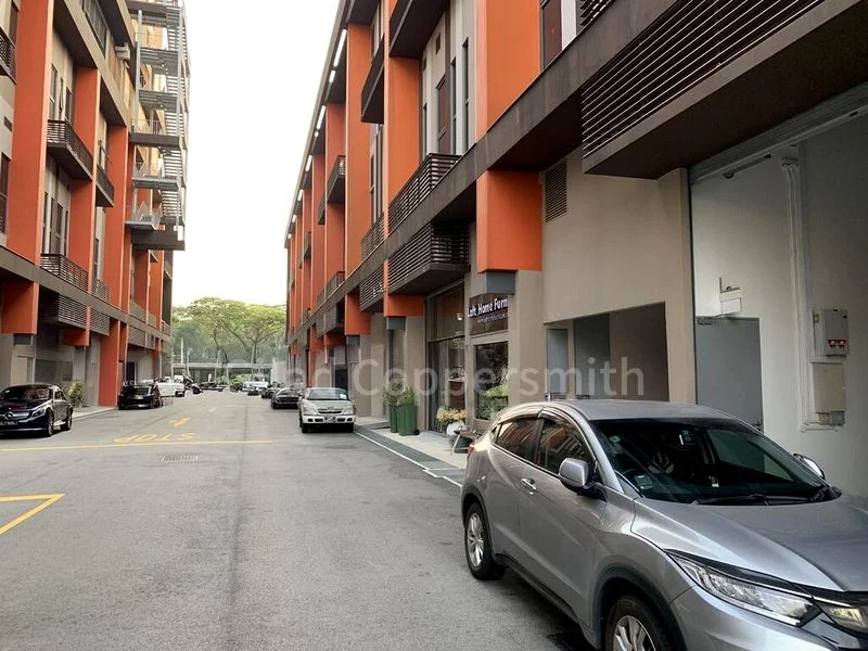 Light Industrial (B1) for Rent: Nordcom I - Image 11