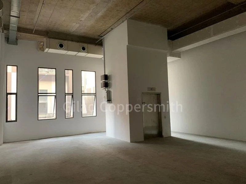 Light Industrial (B1) for Rent: Nordcom I - Image 5