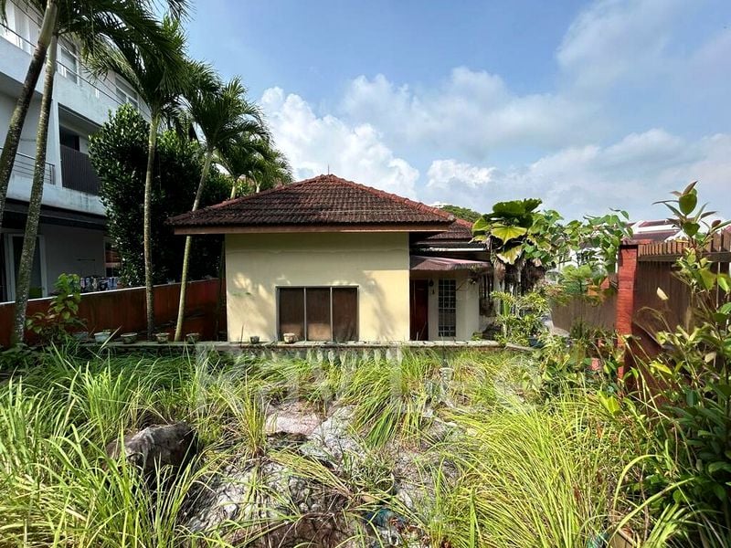 3 Bed Bungalow (Landed) for Sale around  Windsor Park Road - Image 2