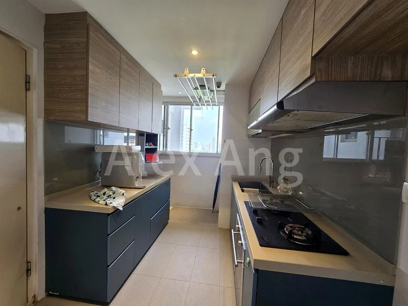 3 Bed Executive Condo for Rent in  Heron Bay - Image 12