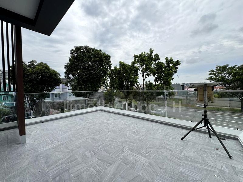 7 Bed Bungalow (Landed) for Sale in  Jalan Lapang - Image 6