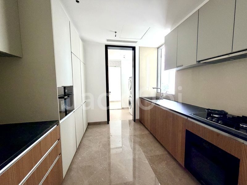 3 Bed Condo for Sale in Boulevard 88 - Image 3