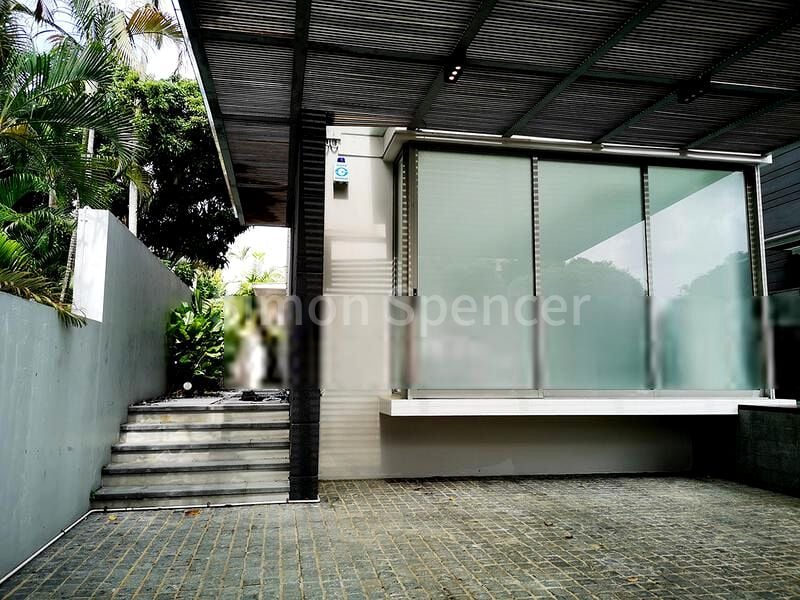 5 Bed Bungalow (Landed) for Rent in  Tan Kim Cheng Road - Image 1