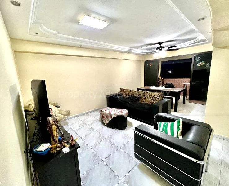 5 Room (5I) HDB for Sale in  504 Woodlands Drive 14 - Image 3