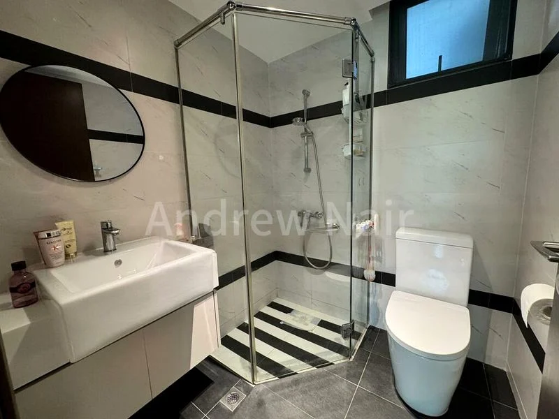 2 Bed Condo for Sale in Symphony Suites - Image 11