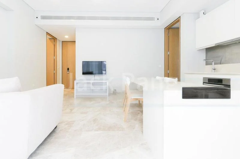 2 Bed Condo for Rent in  The Laurels - Image 7