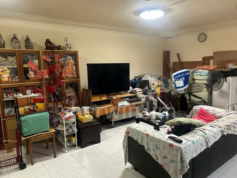 5 Room (5I) HDB for Sale in  796 Yishun Ring Road - Image 5