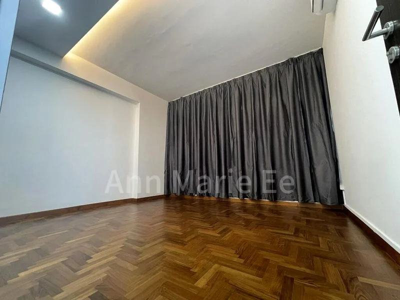 5 Room (5I) HDB for Rent in  29 Marine Crescent - Image 6