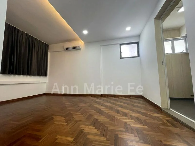 5 Room (5I) HDB for Rent in  29 Marine Crescent - Image 8