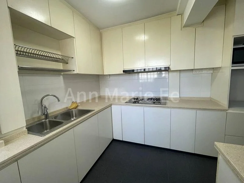 5 Room (5I) HDB for Rent in  29 Marine Crescent - Image 3