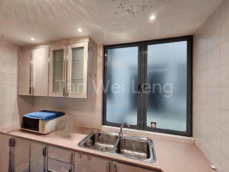 Master Room (Condo) for Rent in  Crystal Court - Image 4