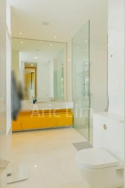 5 Bed Condo for Sale in  Belle Vue Residences - Image 4