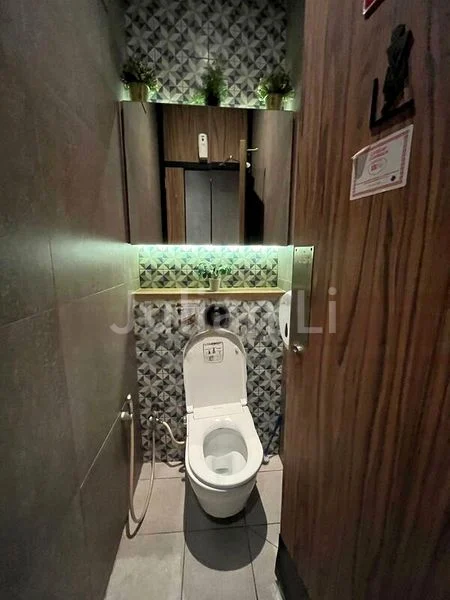 Food & Beverage for Sale: 723 East Coast Road - Image 11