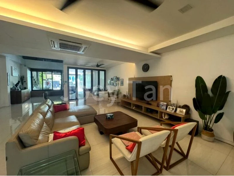 8 Bed Terraced House (Landed) for Sale in Jalan Bunga Rampai - Image 19