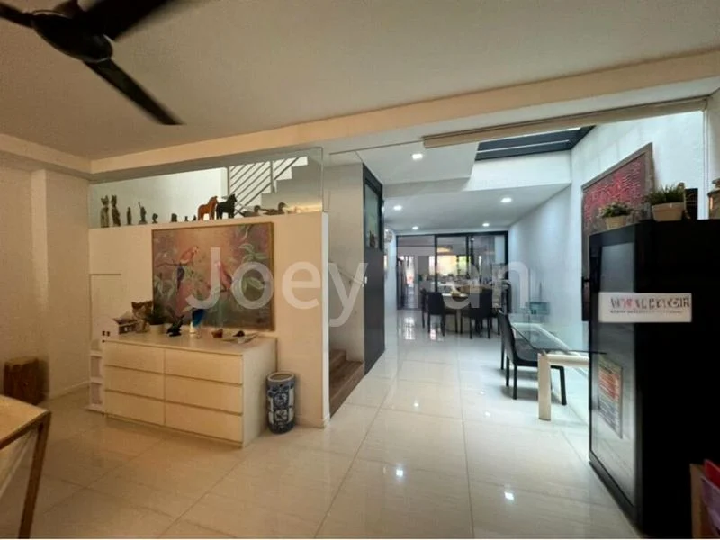 8 Bed Terraced House (Landed) for Sale in Jalan Bunga Rampai - Image 7