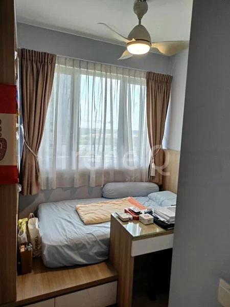 2 Bed Condo for Rent in High Park Residences - Image 5