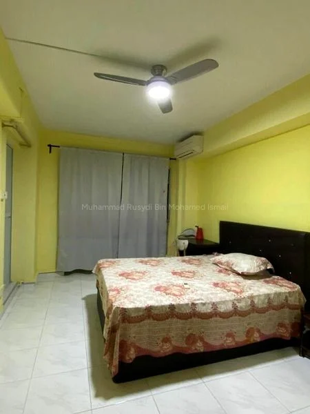 Master Room (HDB) for Rent in  842B Tampines Street 82 - Image 2