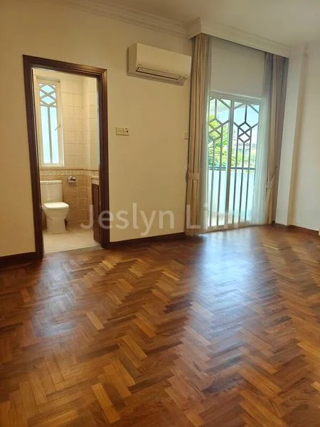 4 Bed Semi-Detached House (Landed) for Sale in  Kew Avenue - Image 14