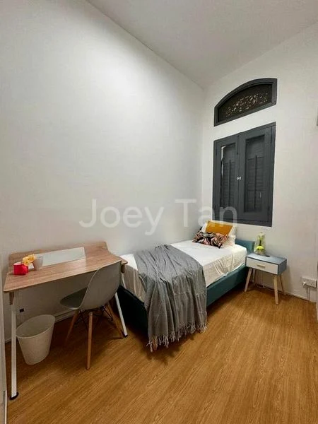 Shop / Shophouse for Sale: Shophouse, 3-Storey, Freehold, Jalan SS 2/61, Petaling Jaya - Image 1