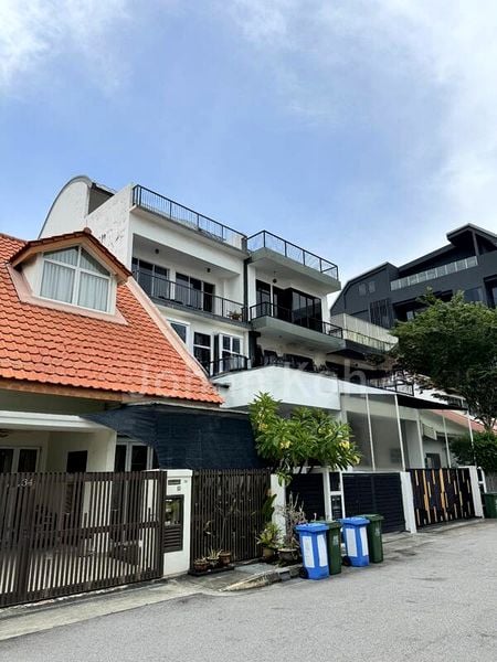 4 Bed Terraced House (Landed) for Rent in  Still Lane - Image 9