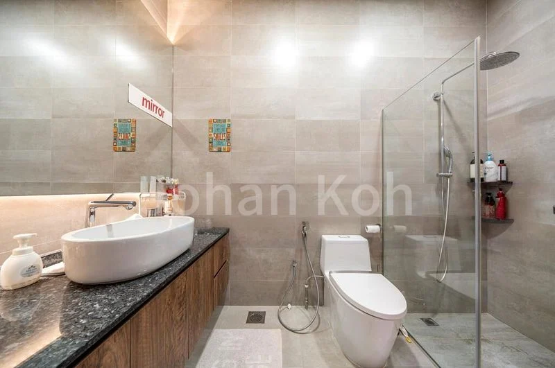 4 Bed Terraced House (Landed) for Rent in  Still Lane - Image 11