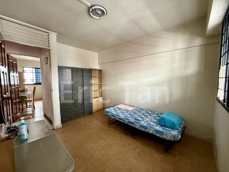 4 Room (4S) HDB for Sale in  275 Yishun Street 22 - Image 5