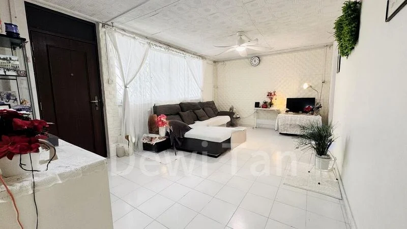 4 Room (4S) HDB for Rent in  169 Bedok South Avenue 3 - Image 2