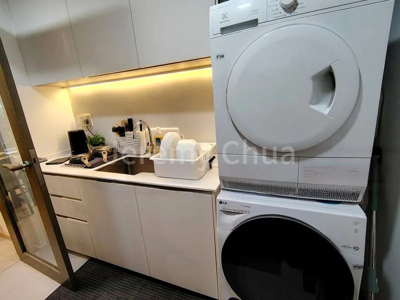 Common Room (Condo) for Rent in  Bellewaters - Image 4