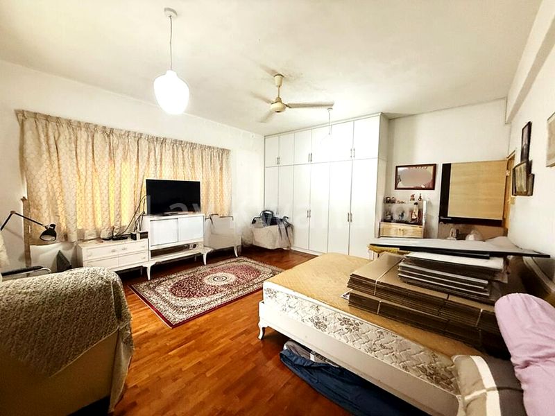 7 Bed Bungalow (Landed) for Sale in  Chancery Lane - Image 11