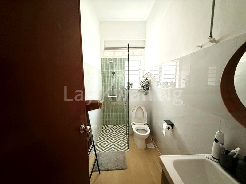 7 Bed Bungalow (Landed) for Sale in  Chancery Lane - Image 8