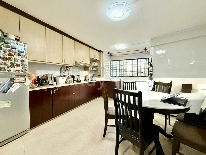 4 Room (4NG) HDB for Sale in  110 Bedok Reservoir Road - Image 3