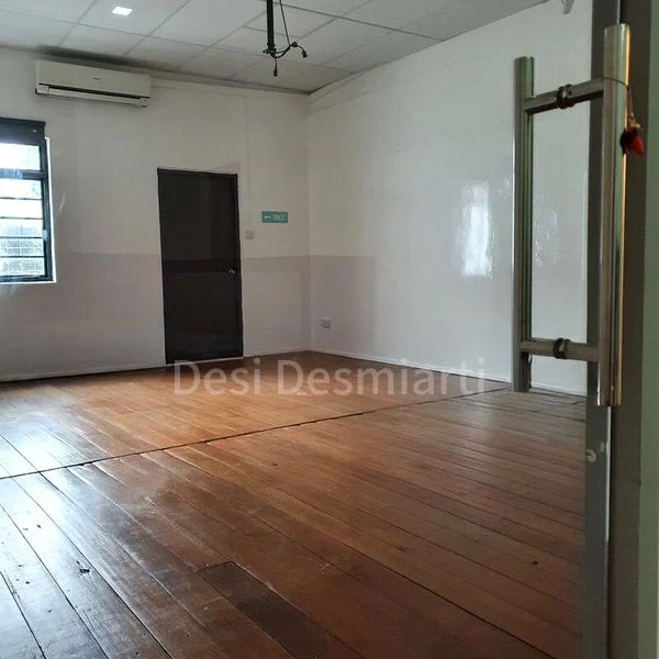 Shop / Shophouse for Rent: 2 Adjoining Shophouses, with Attic, for Co-Living, Office, or School - Image 6