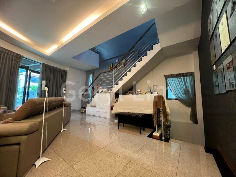 6 Bed Semi-Detached House (Landed) for Sale around  Lorong Kembangan - Image 20