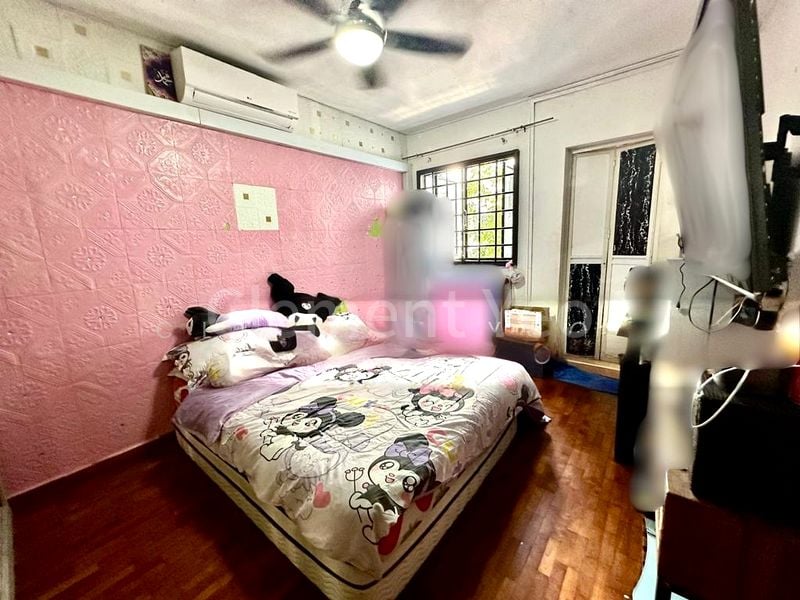 3 Room (3A) HDB for Sale in  260 Bukit Batok East Avenue 4 - Image 2