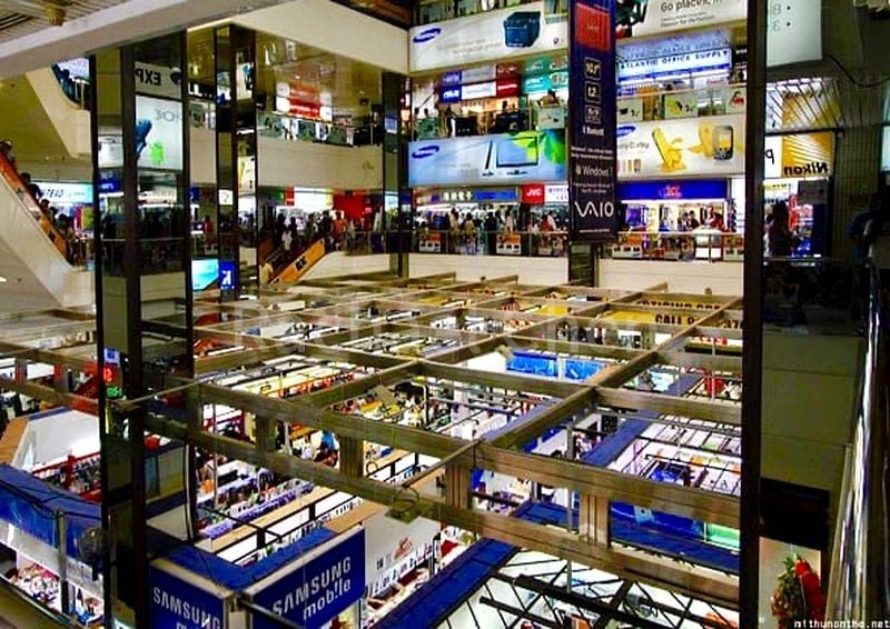 Mall Shop for Sale in  Sim Lim Square - Image 2