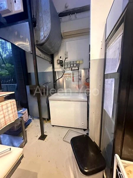 Food & Beverage for Rent: Sims Urban Oasis - Image 1