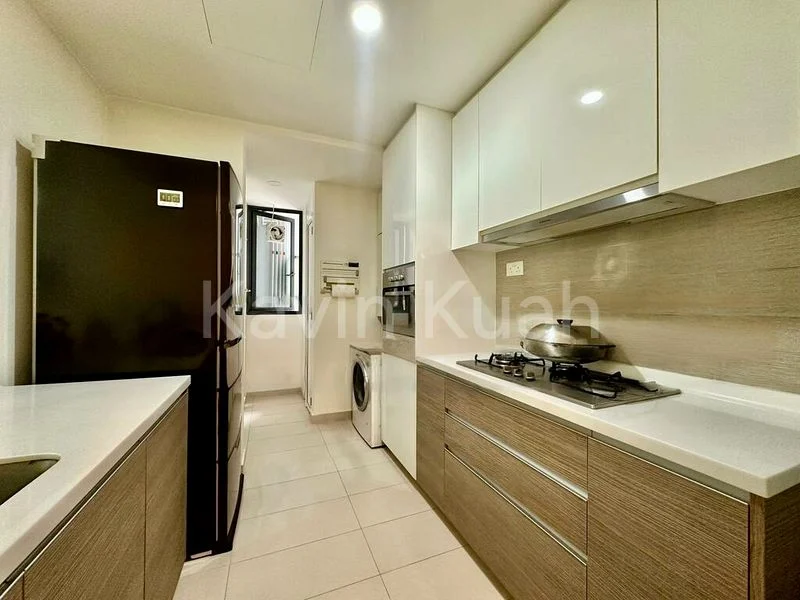 3 Bed Executive Condo for Sale in  The Rainforest - Image 1
