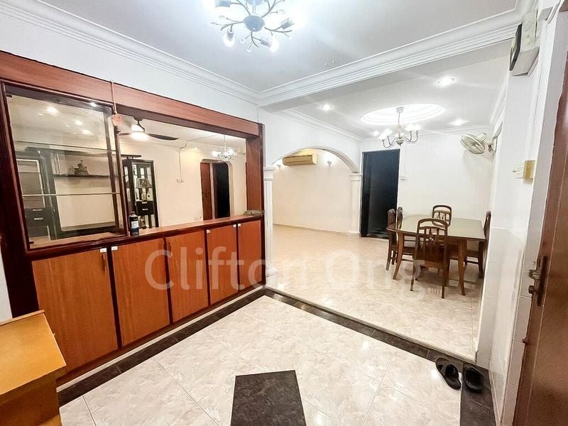 Premium HDB for Rent in 334 Serangoon Avenue 3 - Image 2