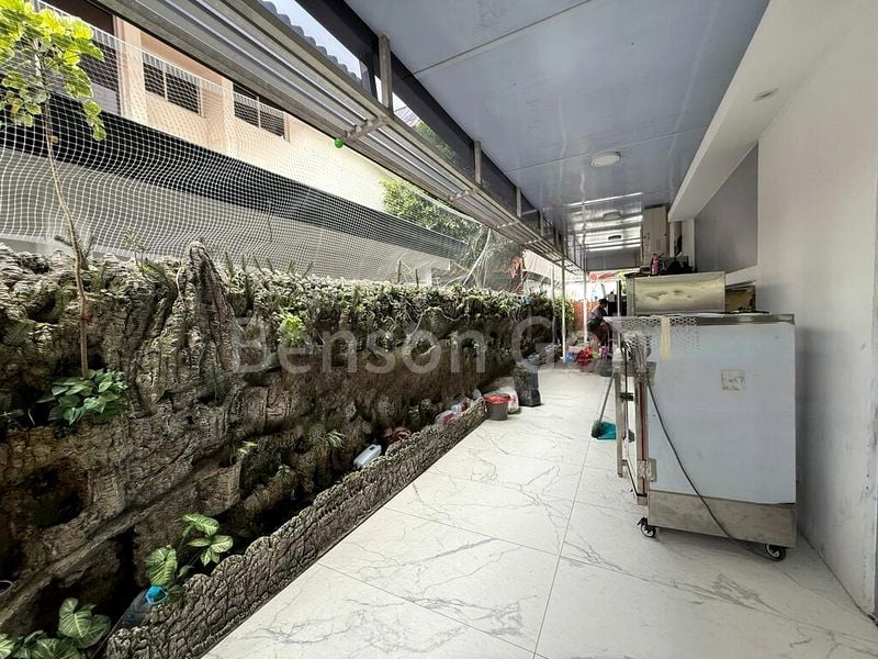 5 Bed Semi-Detached House (Landed) for Sale in  Jalan Tani - Image 11