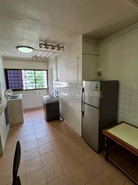 3 Room (3NG) HDB for Rent in  611 Clementi West Street 1 - Image 3