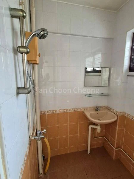 3 Room (3NG) HDB for Rent in  611 Clementi West Street 1 - Image 5